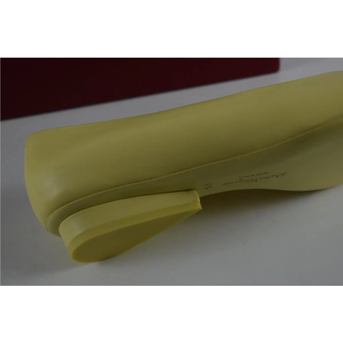 Salvatore Ferragamo shoes - Viva - Viva - Yellow 8