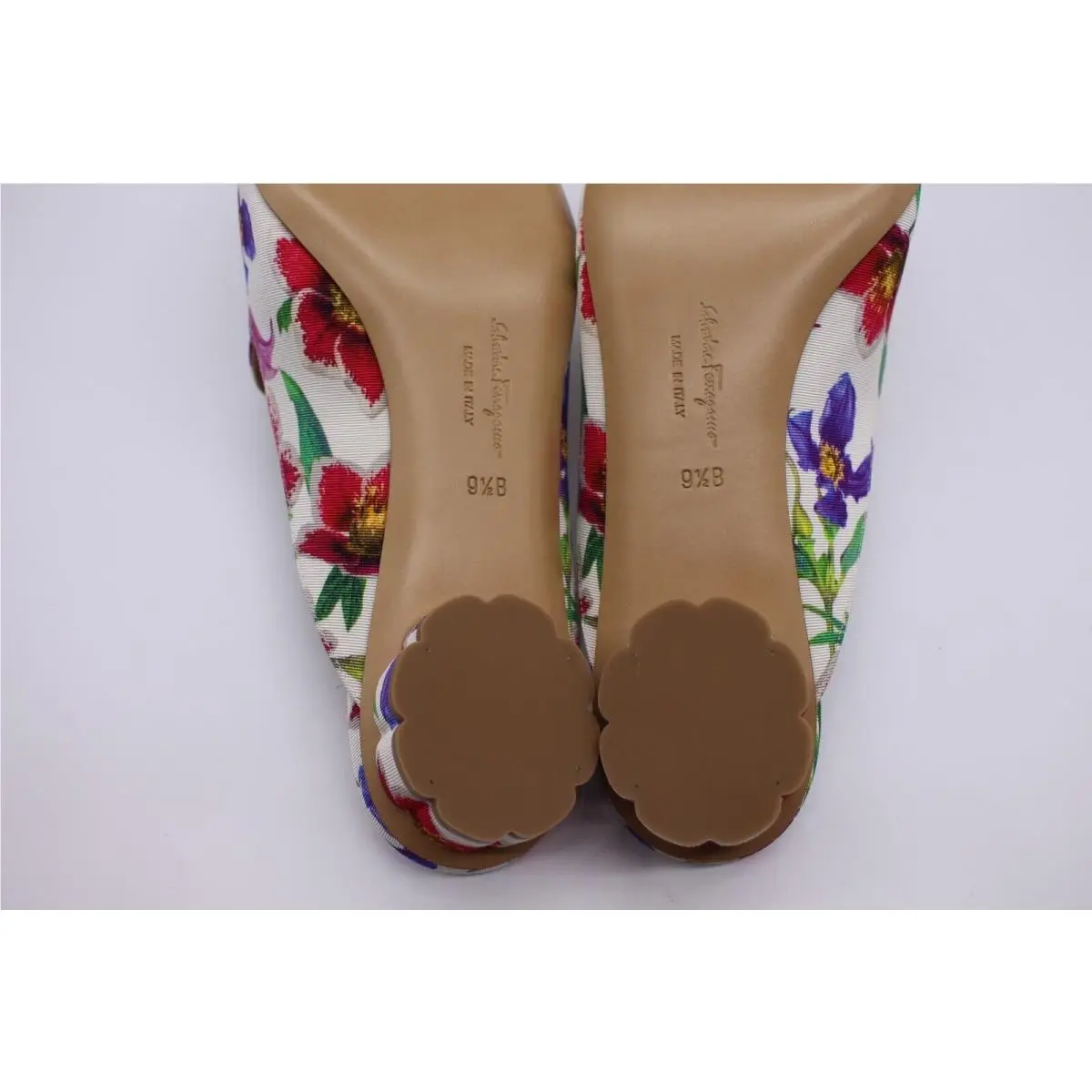 Salvatore Ferragamo shoes - White 3