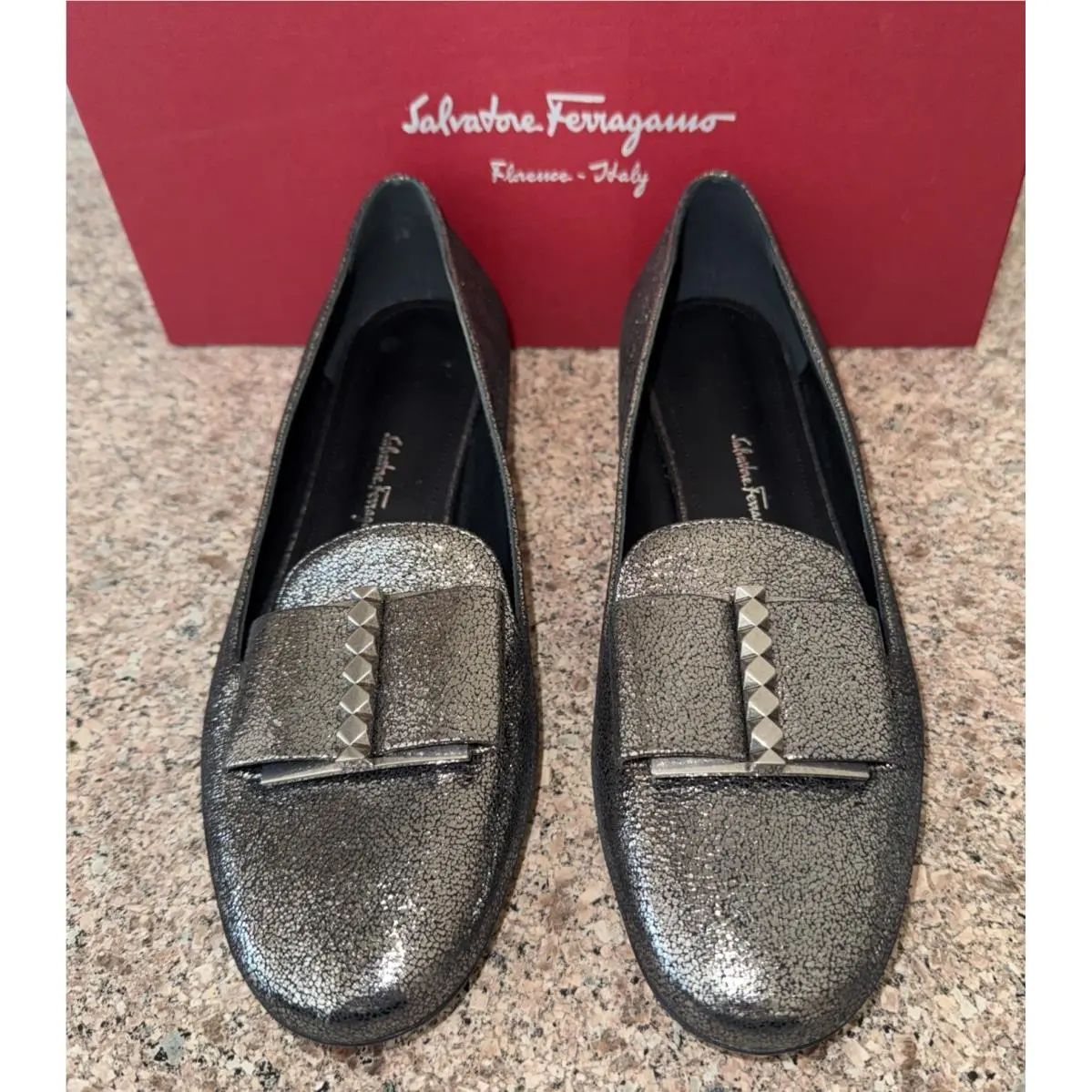 Salvatore Ferragamo Sarno Silver Suede Metallic Loafer Flats Sz 8.5 B