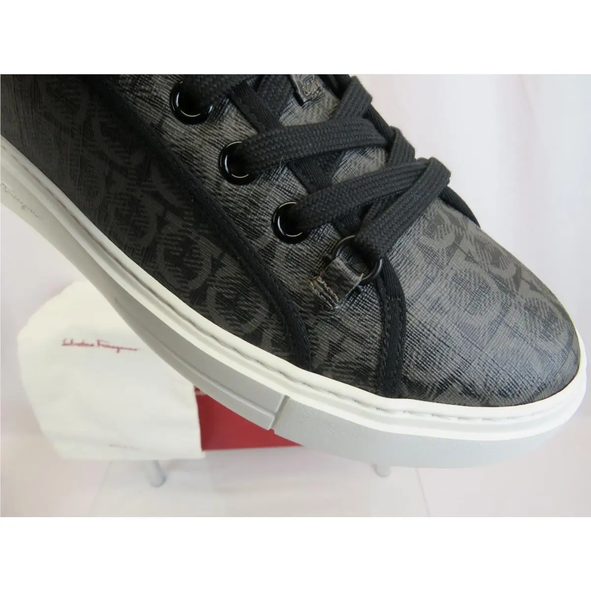 Salvatore Ferragamo shoes - Gray (UPC: 8057453118822) 2