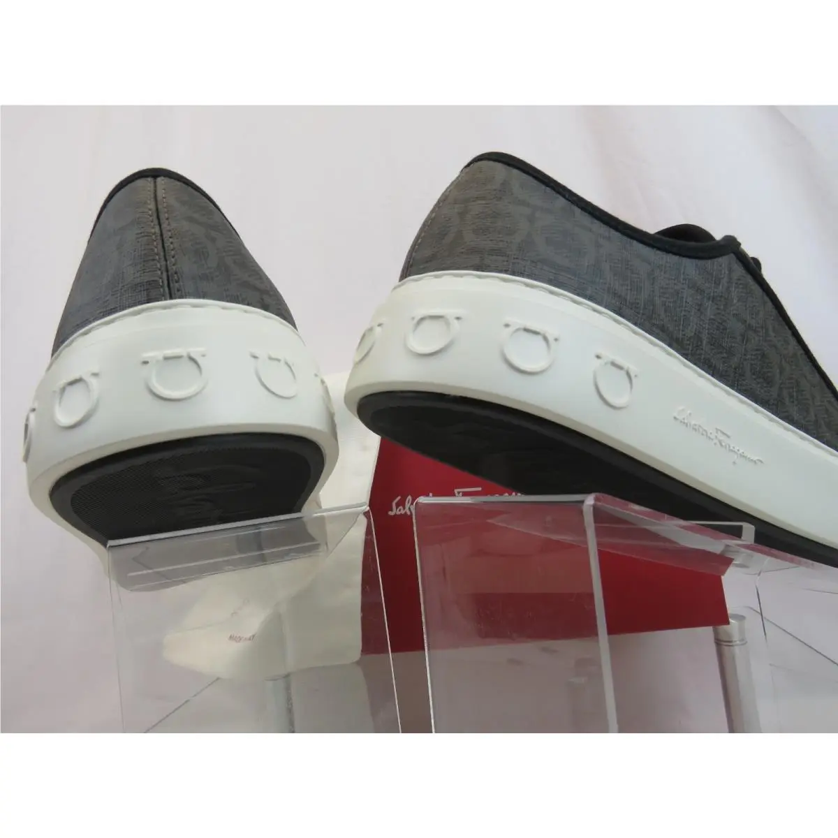 Salvatore Ferragamo shoes - Gray (UPC: 8057453118822) 4