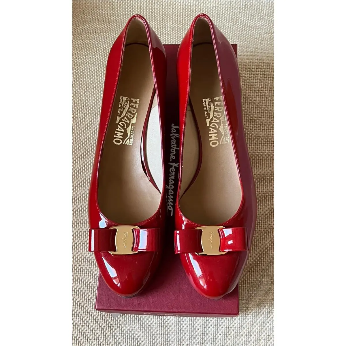Salvatore Ferragamo Vara Bow Red Patent Leather Pumps Heels Shoes 10.5 B