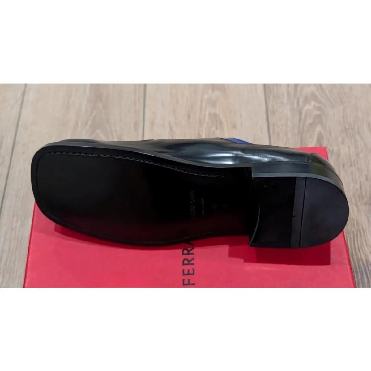 Salvatore Ferragamo shoes - Black (UPC: 8056283661669) 6