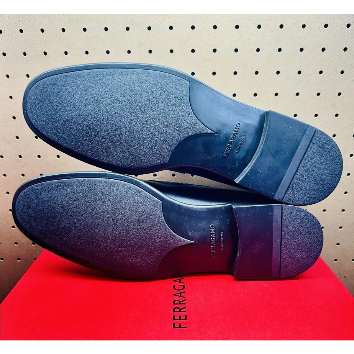 Salvatore Ferragamo shoes - Salvatore Ferragamo - Black 2