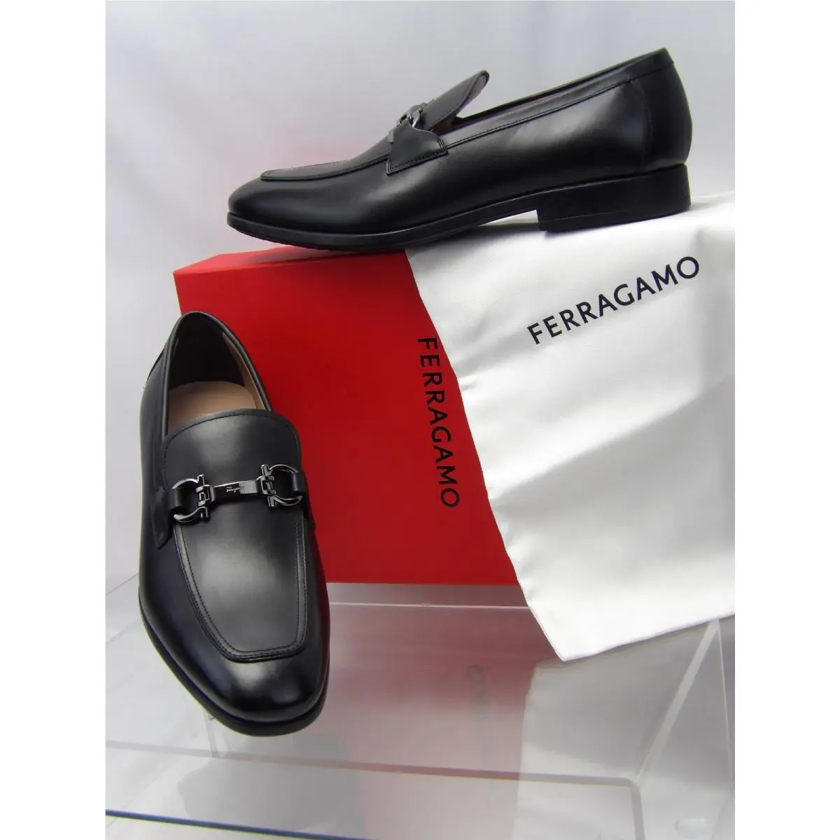 Ferragamo Ree Black Leather Logo Gancini Loafers 10.5 EE Italy