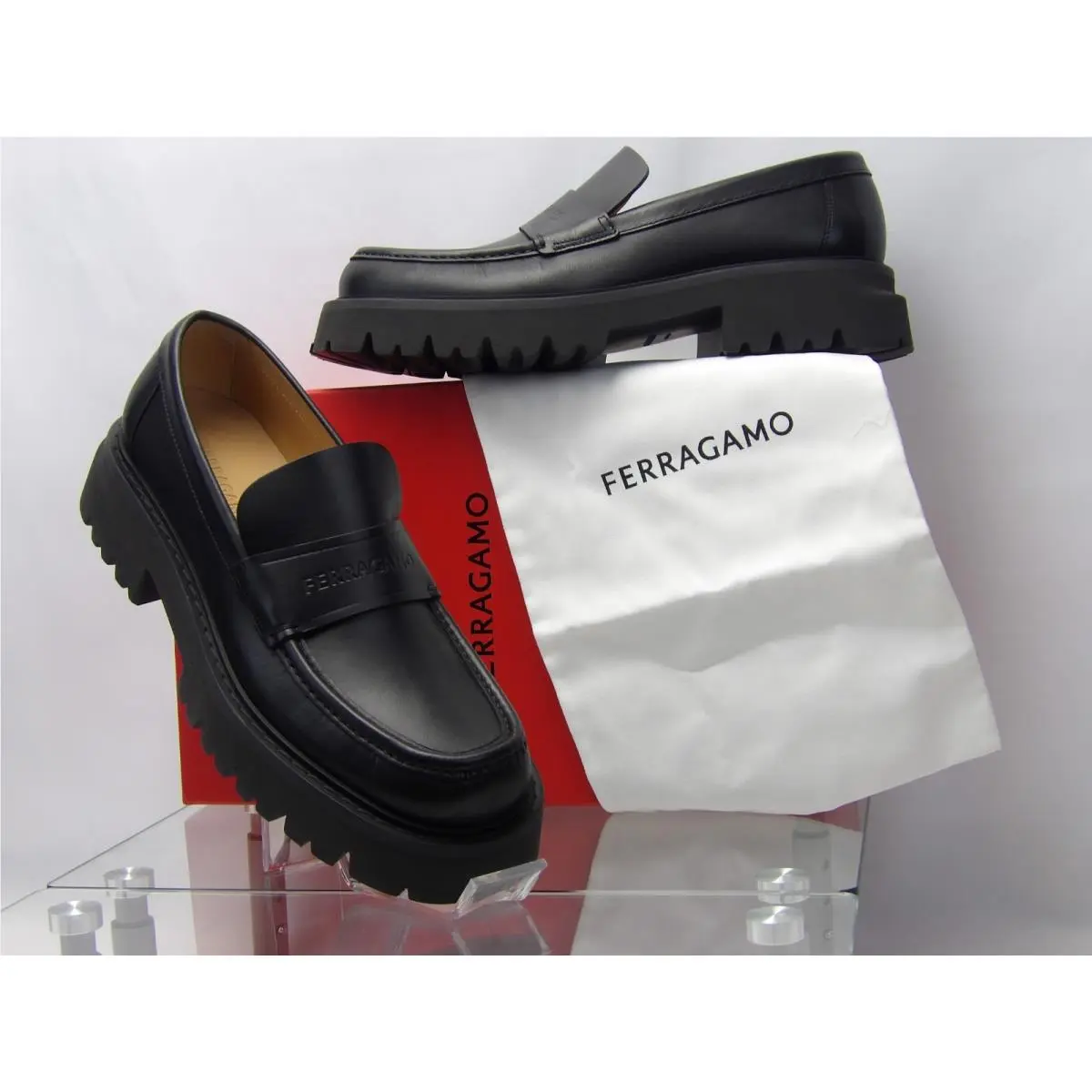 Ferragamo Black Leather Fergal Lug Sole Logo Loafers 11 D Italy