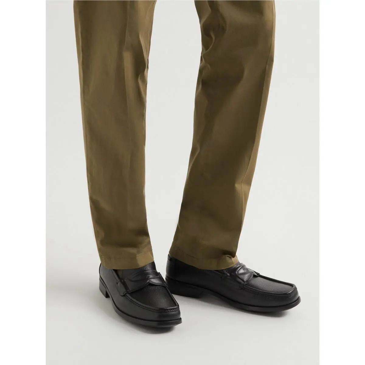 Salvatore Ferragamo shoes - 0753814 - 0753814 - Black (UPC: 8057553841286) 0