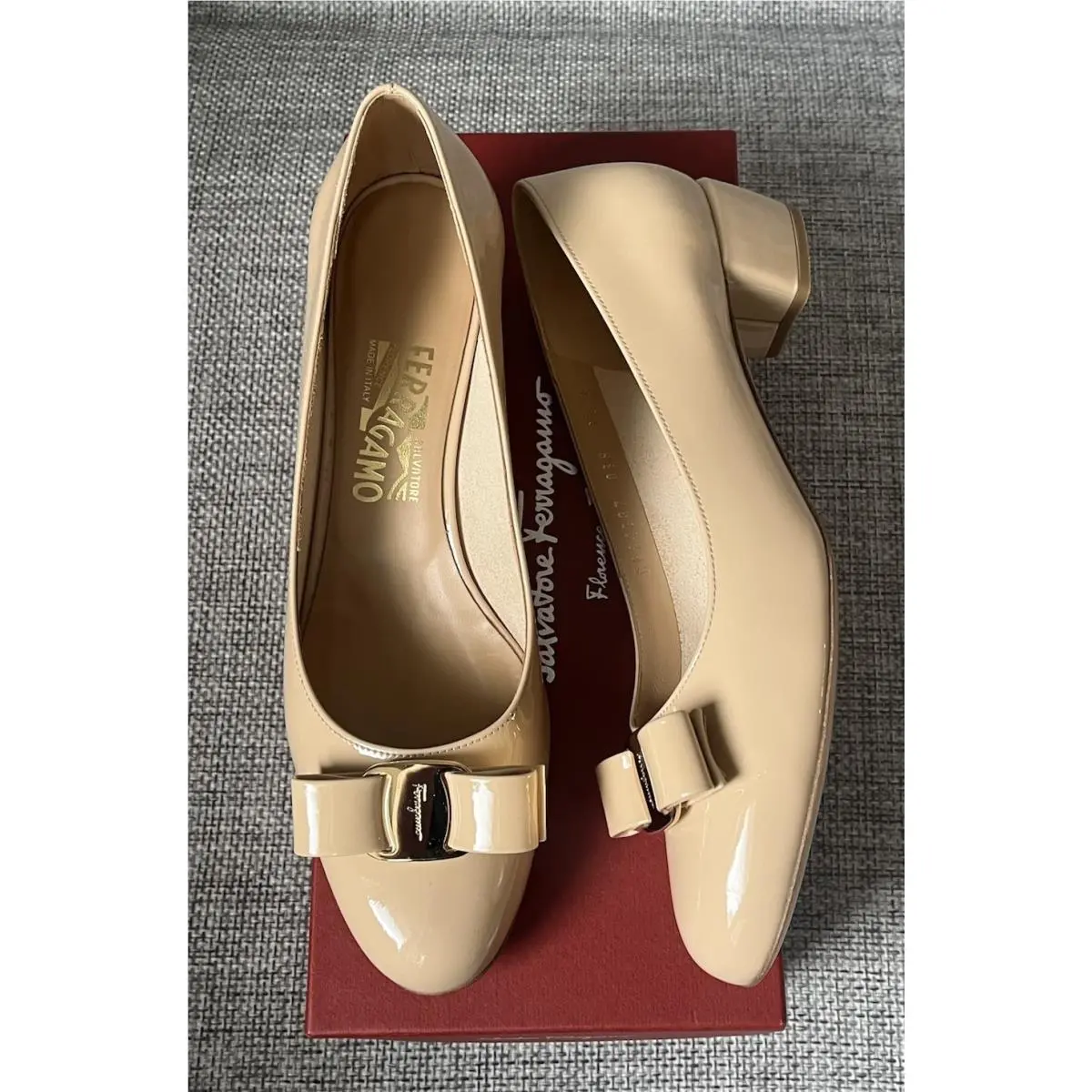 Salvatore Ferragamo shoes - Salvatore Ferragamo Vara - Vara - Beige 0