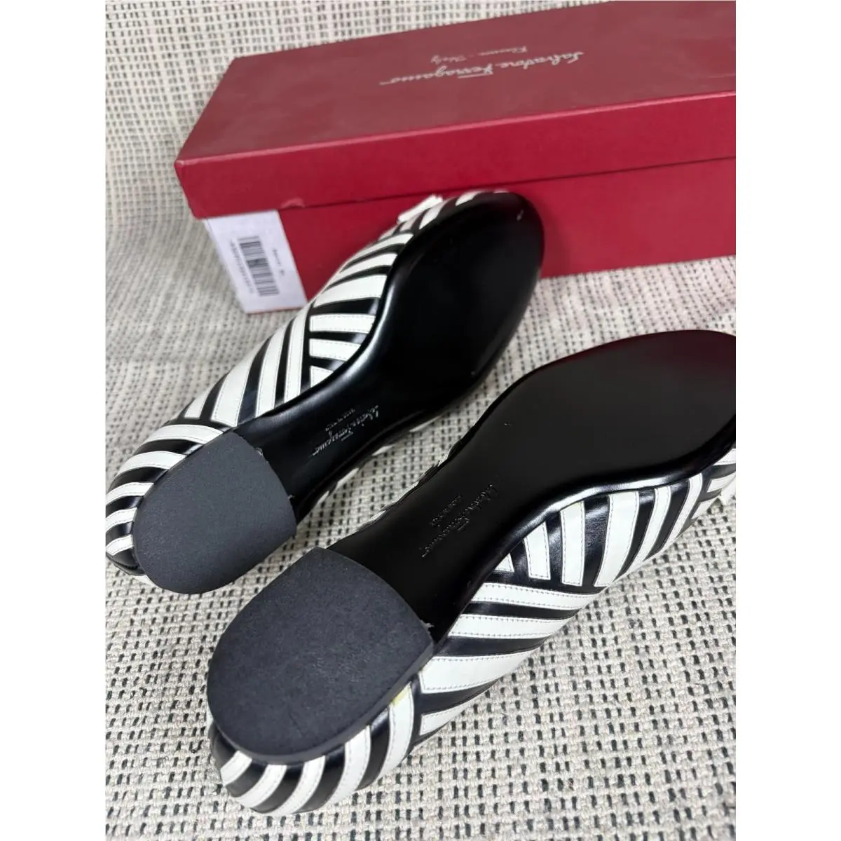 Salvatore Ferragamo shoes - Black 1