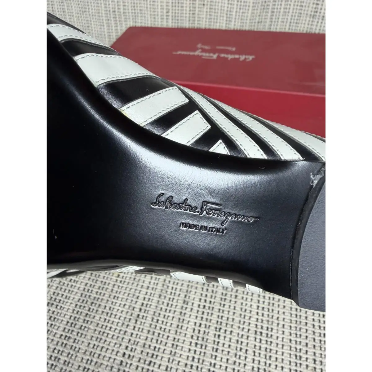 Salvatore Ferragamo shoes - Black 2