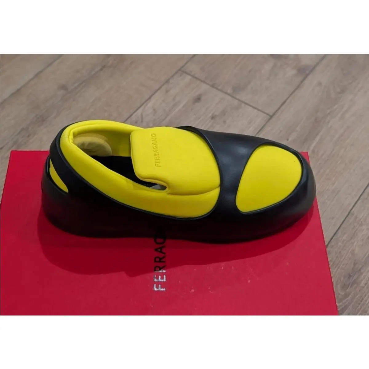 Salvatore Ferragamo shoes - Yellow/Black (UPC: 8056283422789) 1