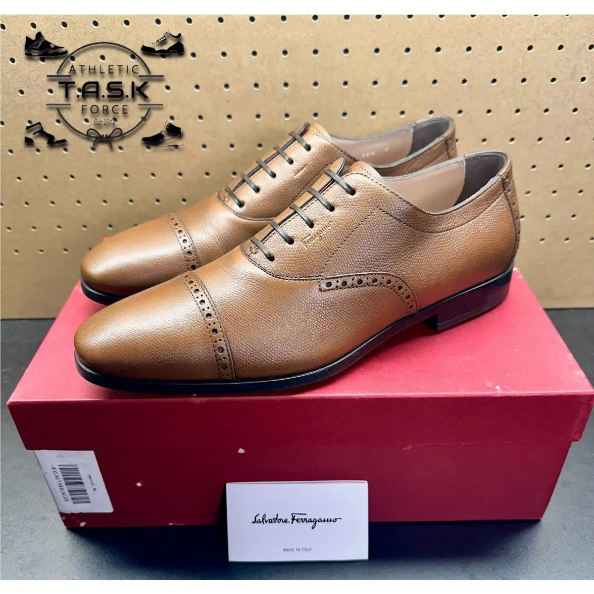 Salvatore Ferragamo Riley Brown Pebbled Cap Toe Oxfords Mens Sz 10.5 E