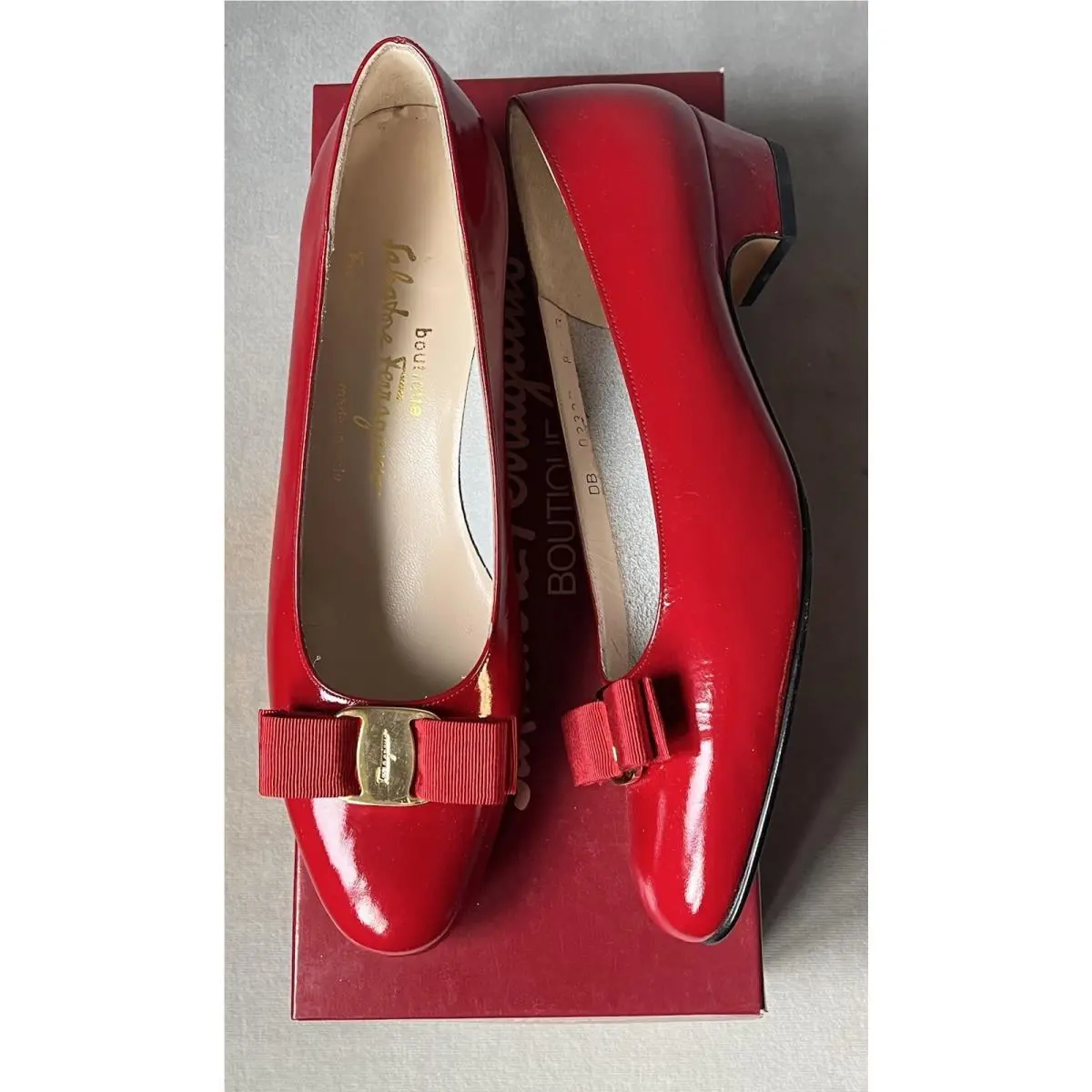 Salvatore Ferragamo shoes - Salvatore Ferragamo Vara - Vara - Red 0
