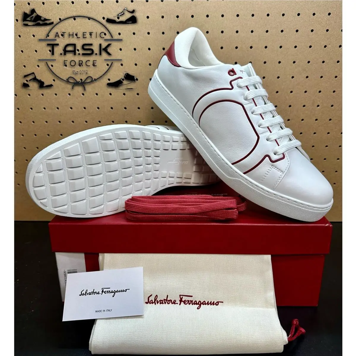 Mens Salvatore Ferragamo Liberty Giancio Low Sneakers White Red Sz 11
