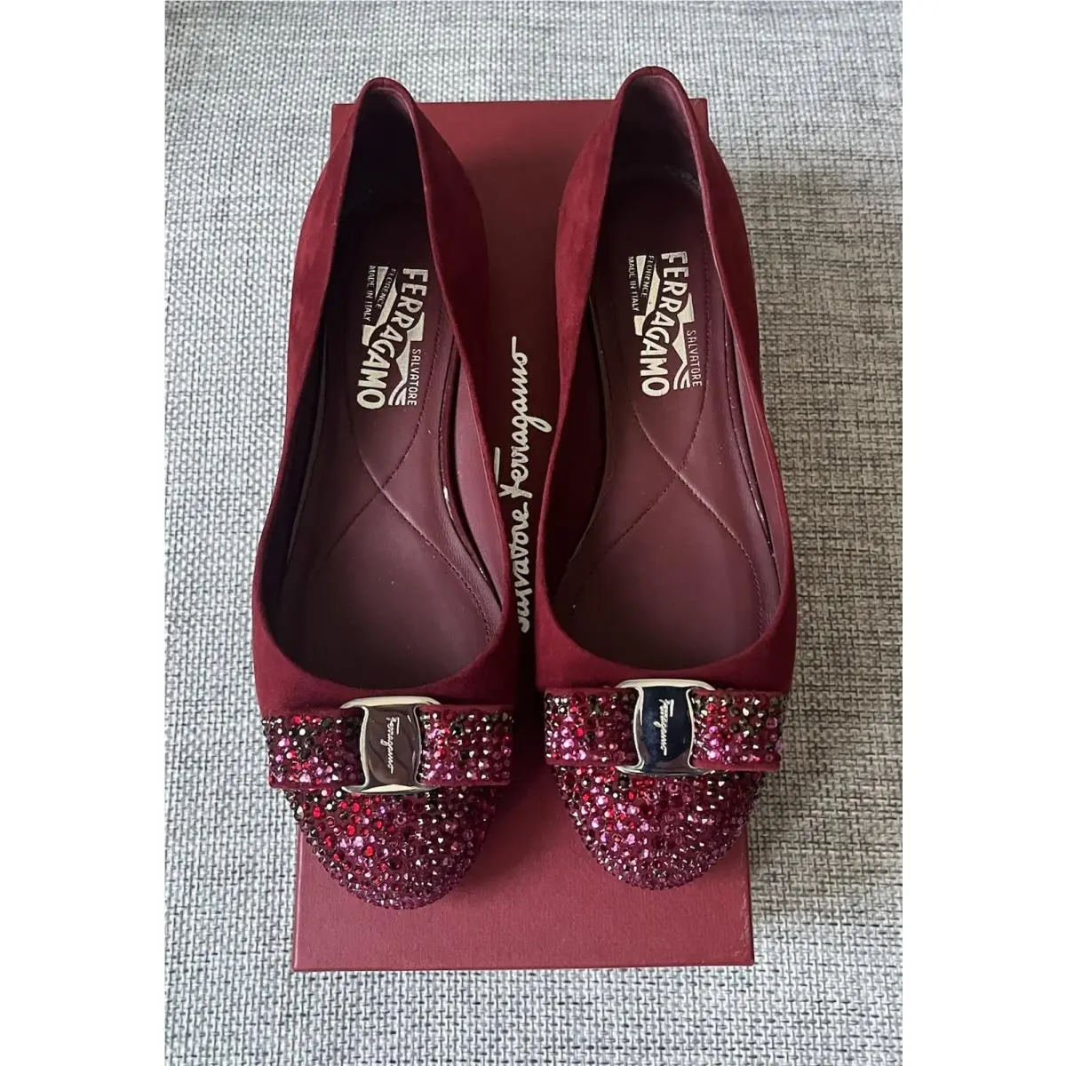 Salvatore Ferragamo Varina Red Burgundy Suede Bow Flats Shoes 8 C