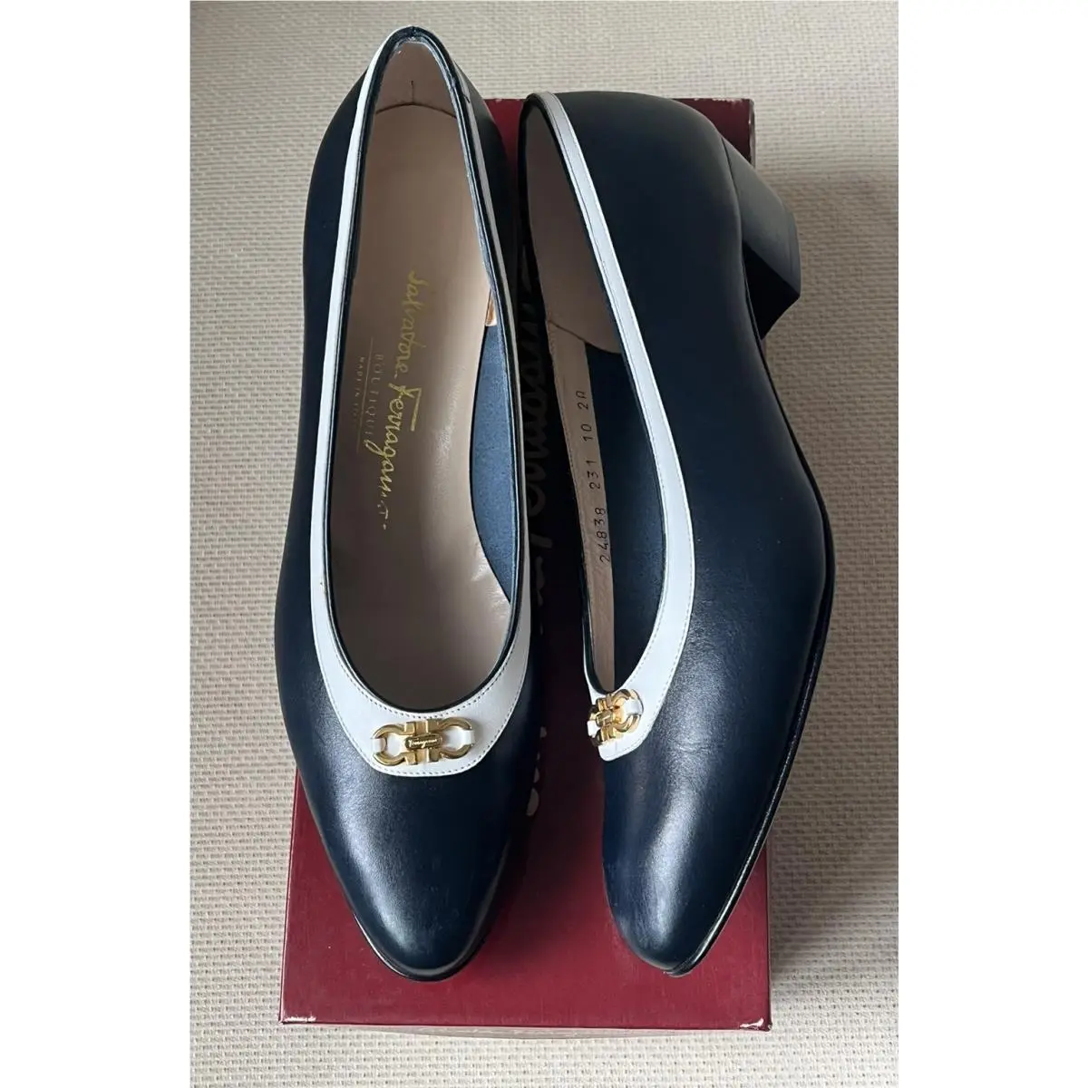 Salvatore Ferragamo shoes - Salvatore Ferragamo Vara - Vara - Blue 0