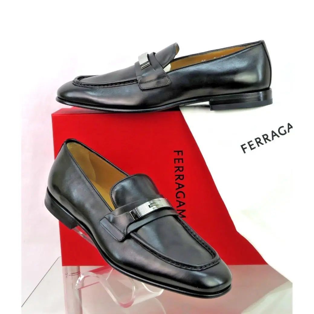 Ferragamo Dumas Black Leather Metal Enraved Logo Loafers 11.5 EE