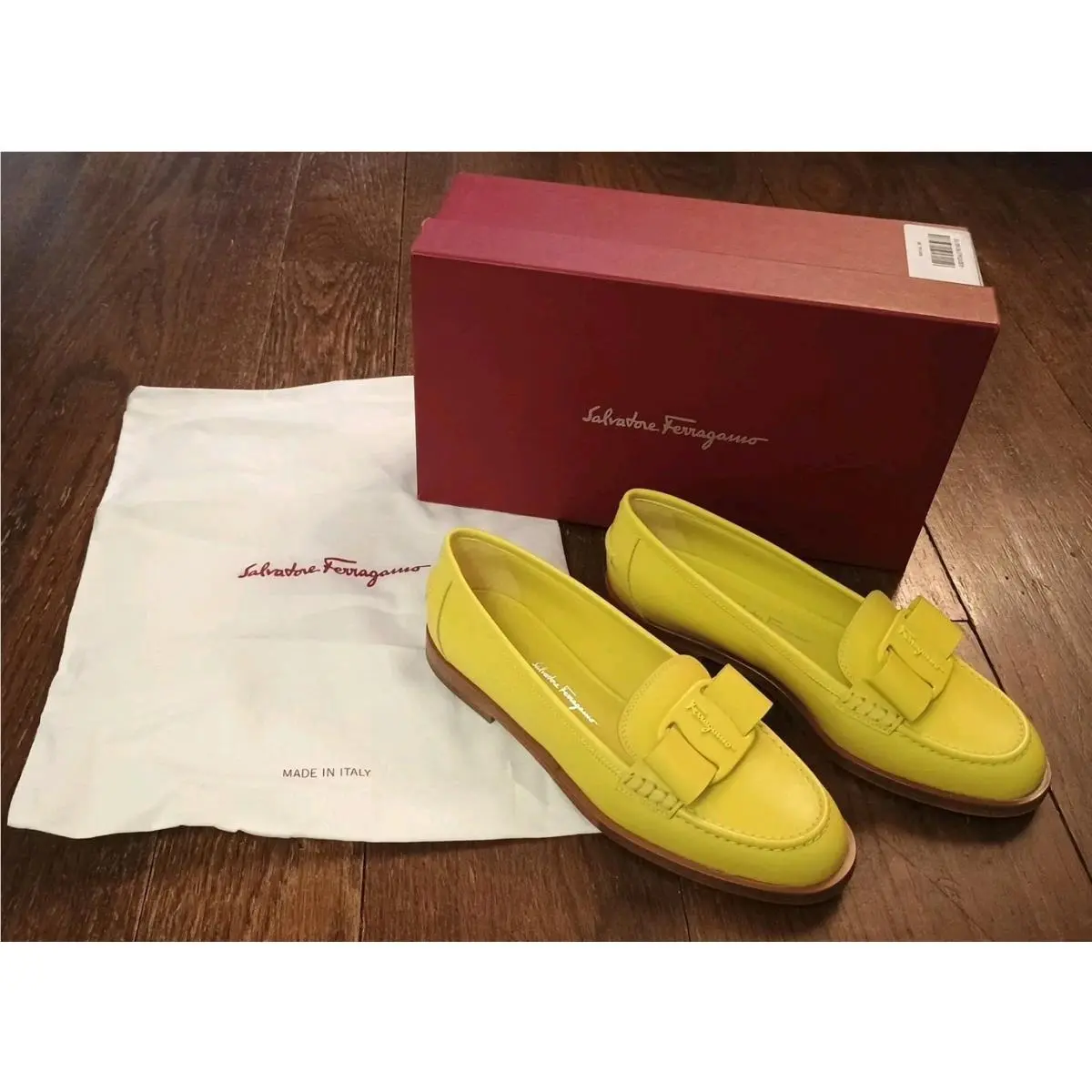 Salvatore Ferragamo Women`s Viva Logo Bow Loafers Bright Yellow 7.5 C