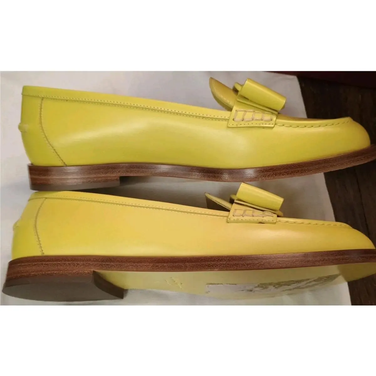 Salvatore Ferragamo shoes - Salvatore Ferragamo Viva - Viva - 01c952-750596 - Yellow 3