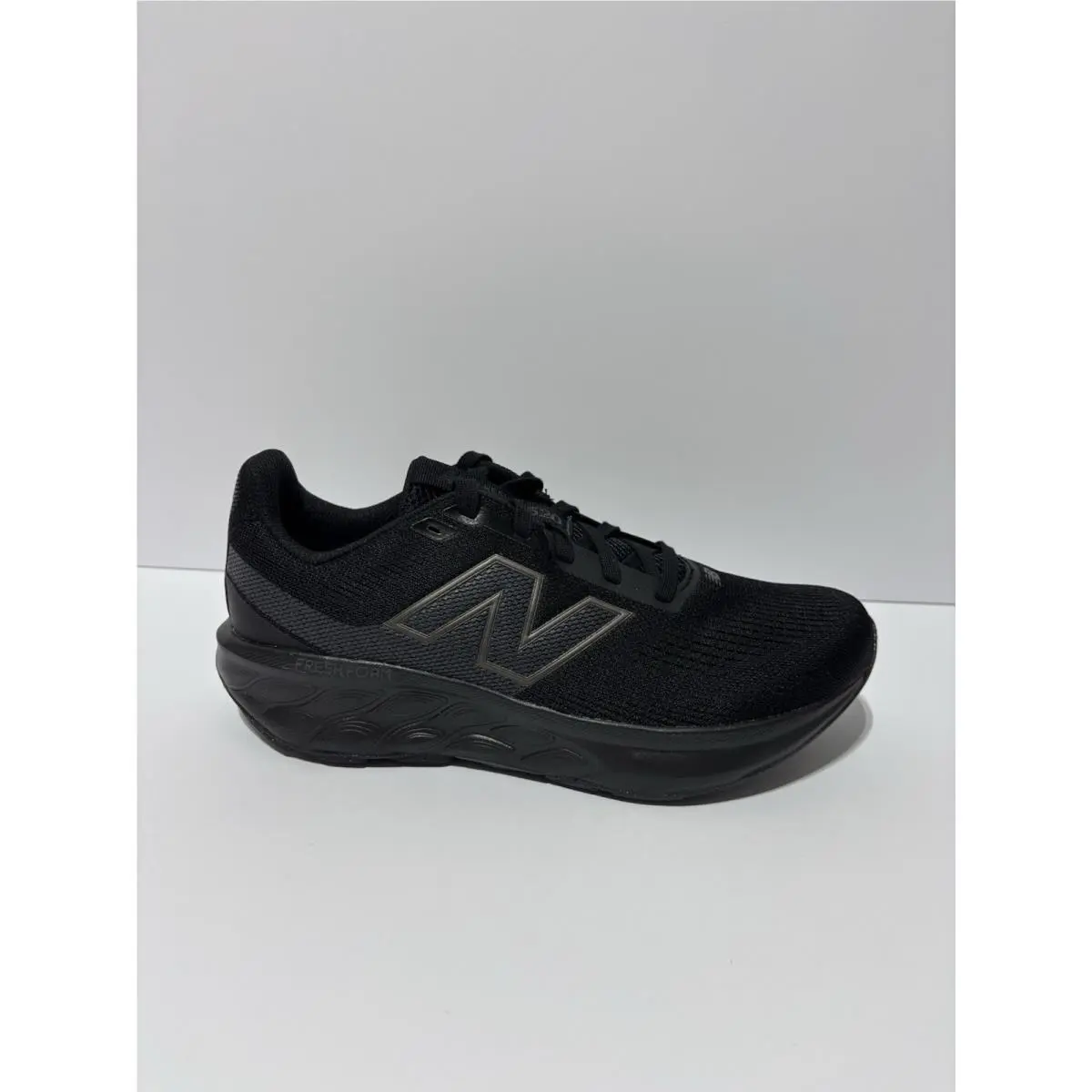 Women’s Fresh Foam 520 V9 Black Running Shoes Size 9 M by New Balance