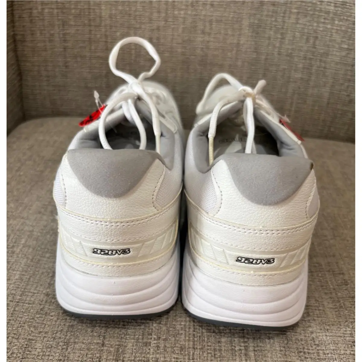 New Balance shoes - New Balance 928V3 - White 2