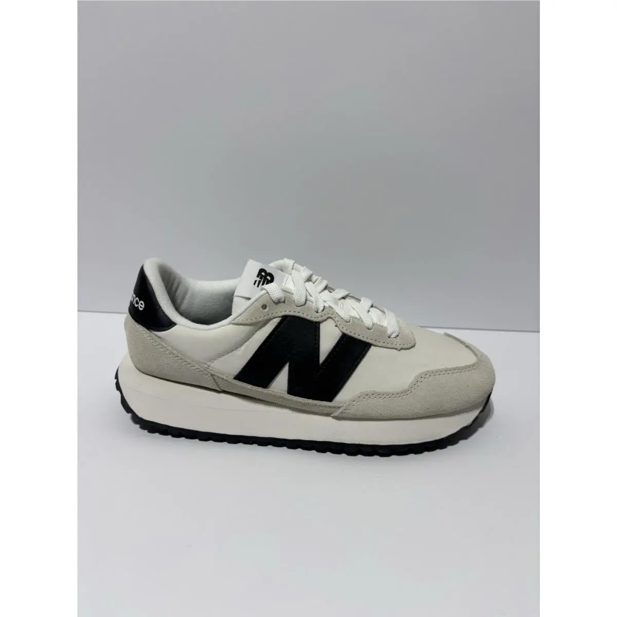 New Balance Women’s 237 White/grey Lace-up Sneakers Size 8 M