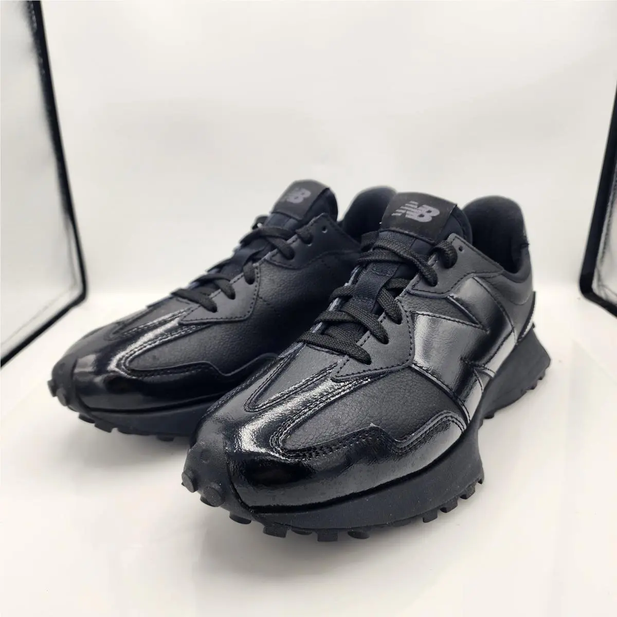 New Balance shoes - New Balance 327 - Black 7