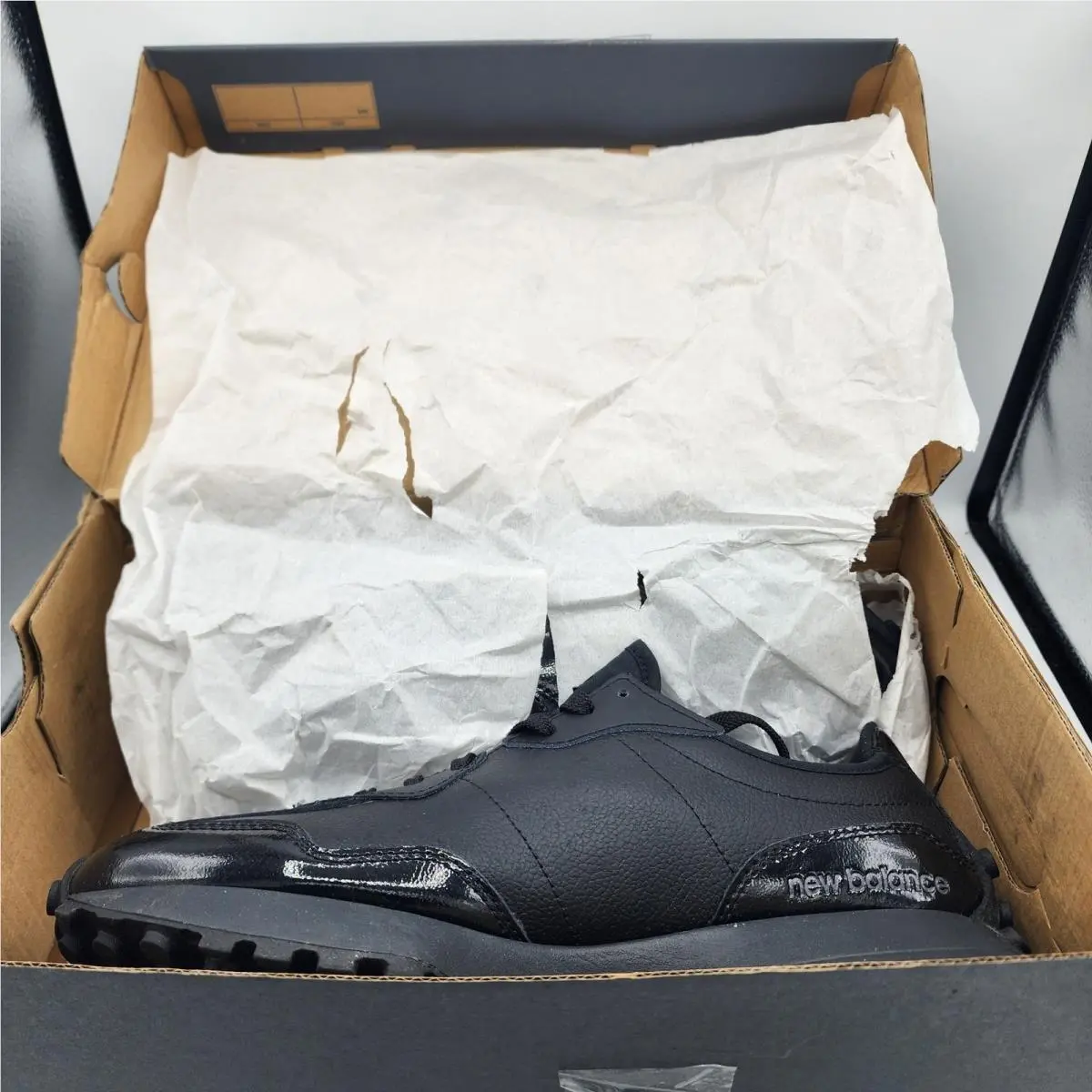 New Balance shoes - New Balance 327 - Black 10