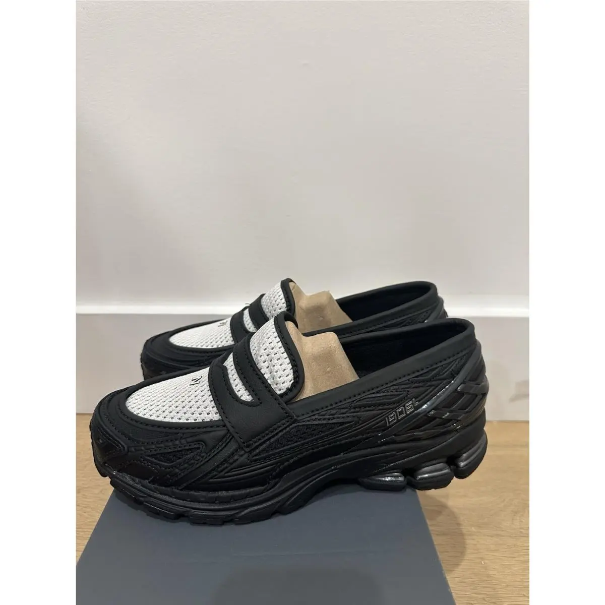 New Balance shoes - New Balance - U19068G9 - Black 1