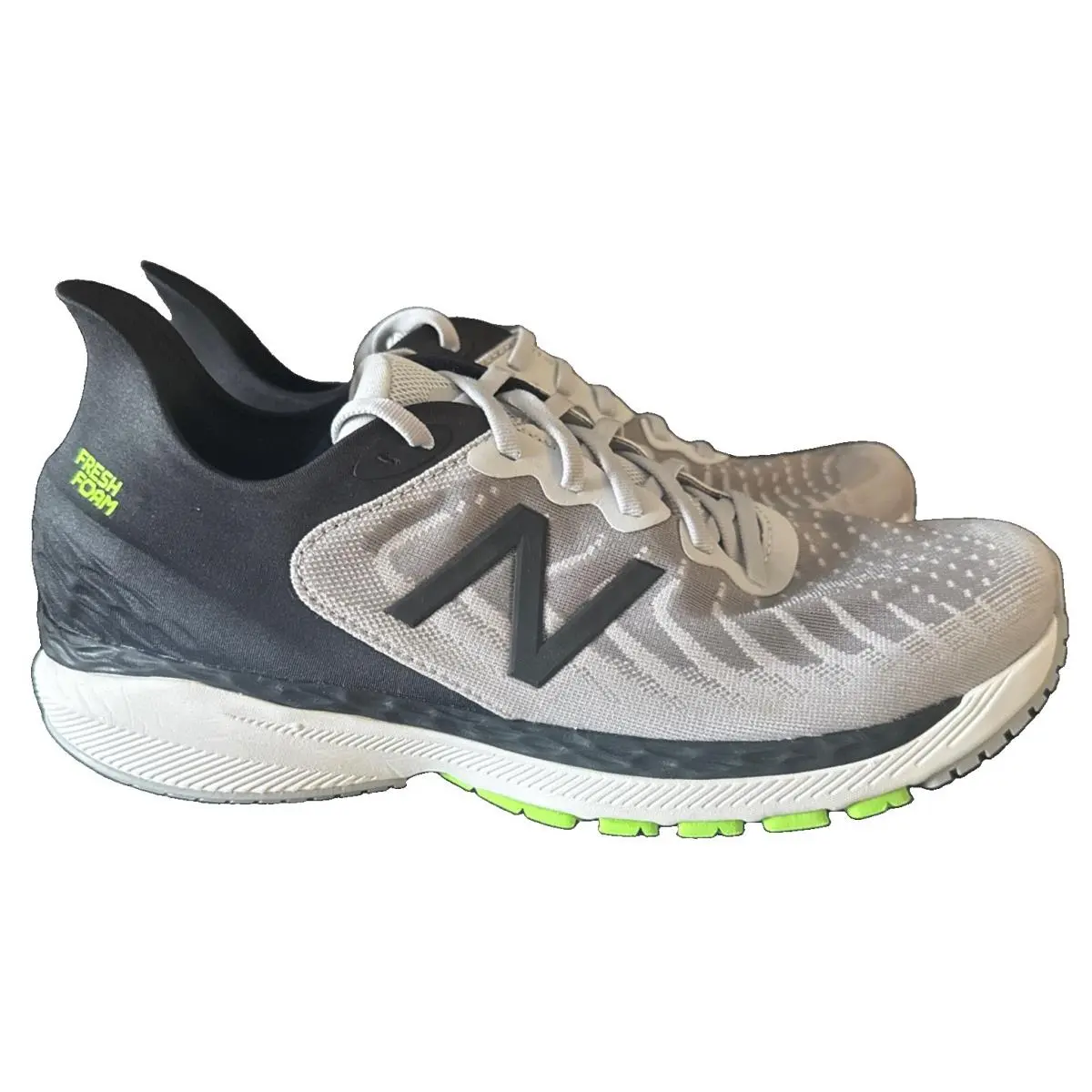 New Balance shoes - New Balance 860v11 - M860A11 - Grey And Black 1