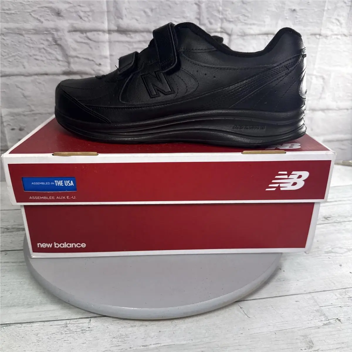 New Balance 577v1 Men`s MW577VK Walking Shoe Black 4E Xwide - Box Wear