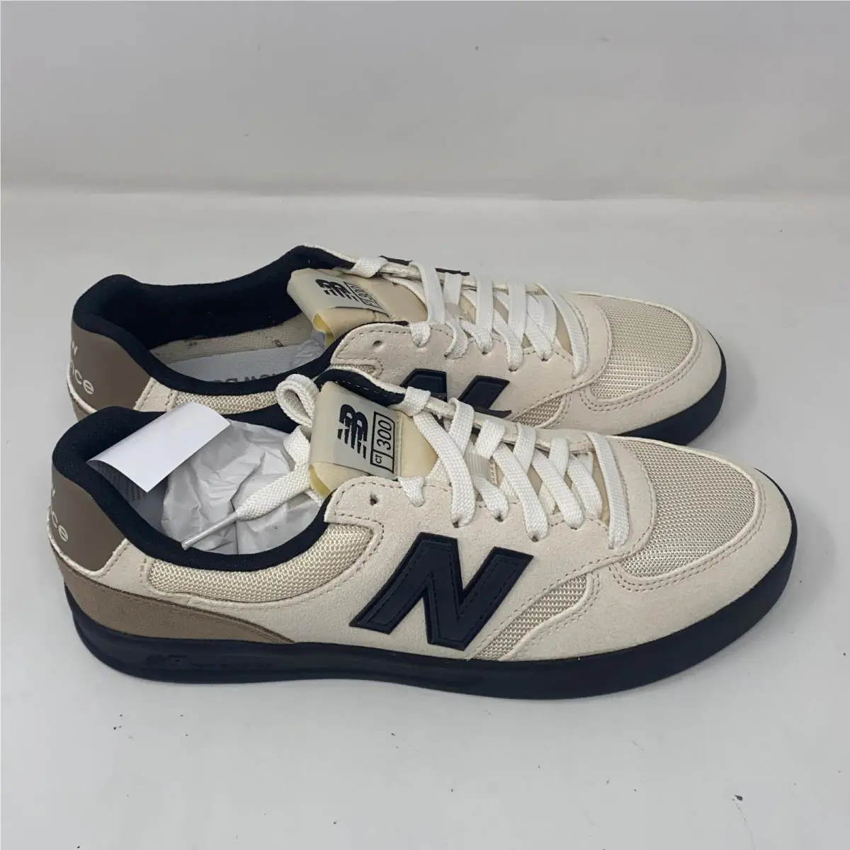 CT300 v3 Linen/black/mushroom Men’s 8 by New Balance