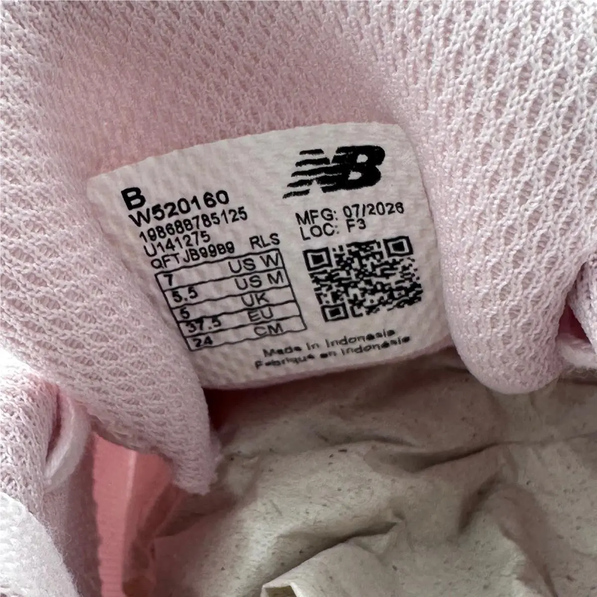 New Balance shoes - New Balance 520 - Pink 6
