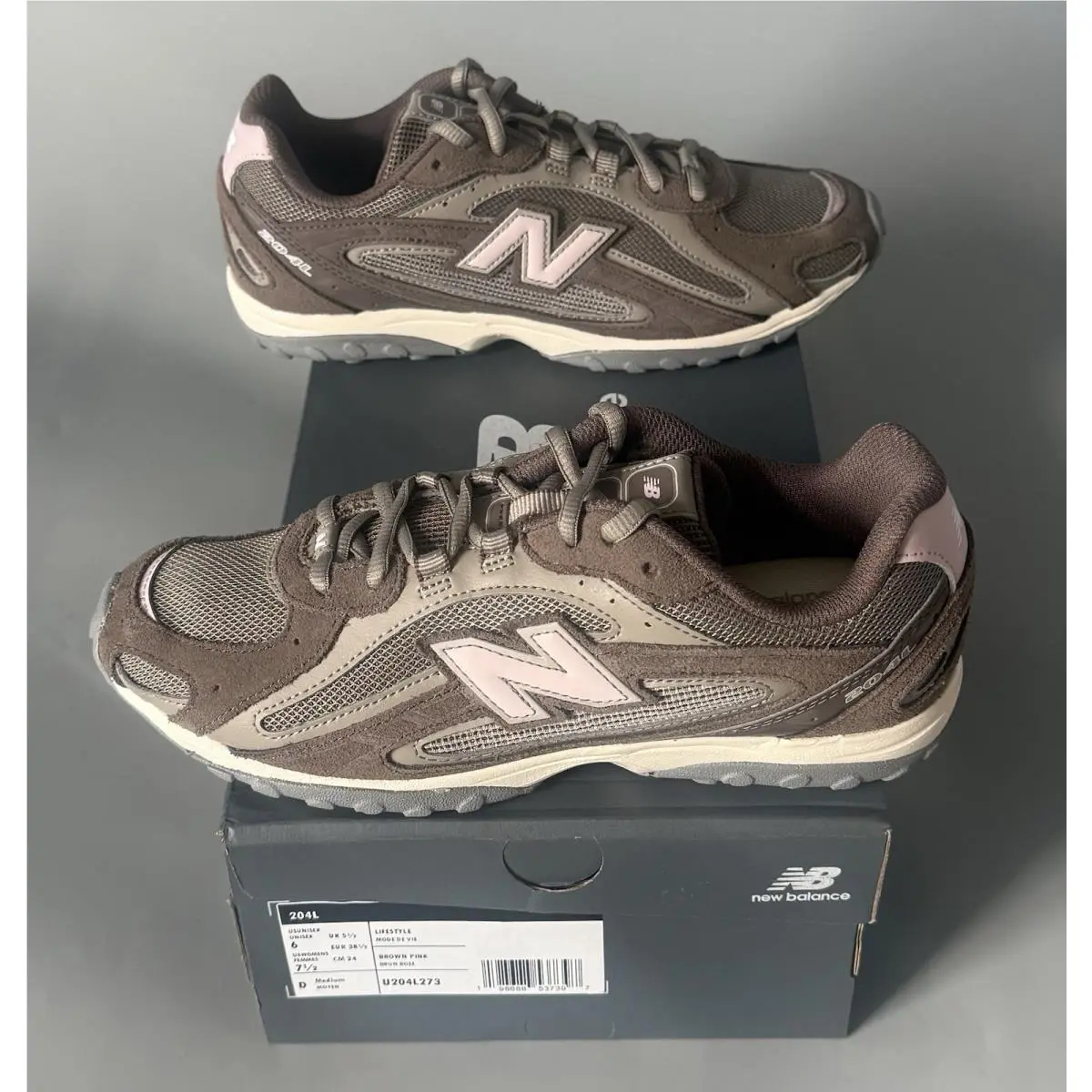 New Balance 204L Sneakers — New w/ Box — Women’s Size 6 — Brown Pink