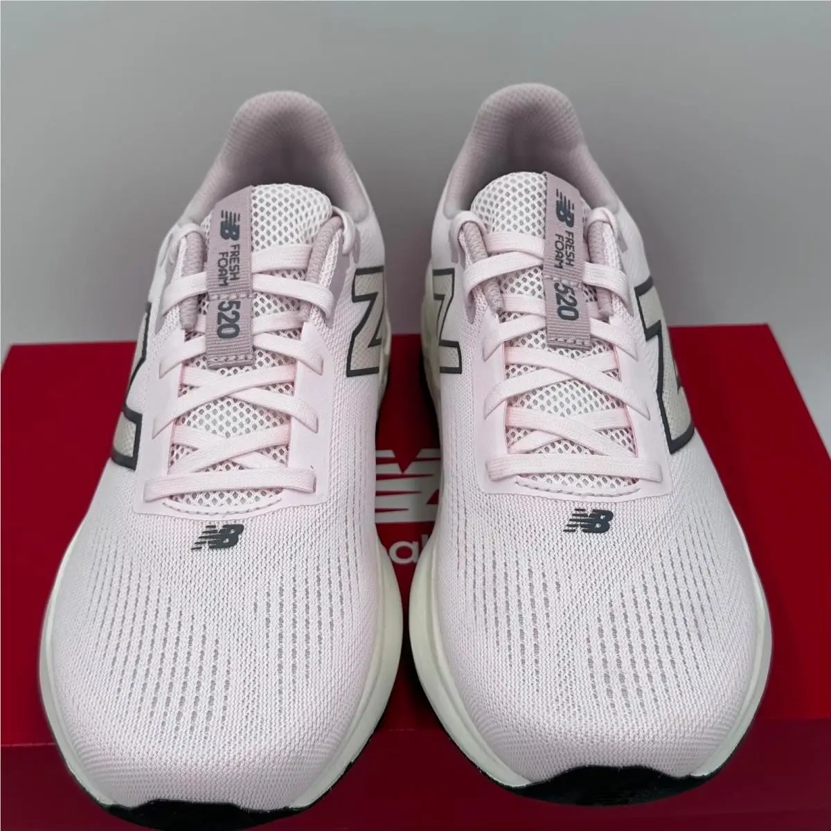 New Balance shoes - New Balance 520 - Pink 3