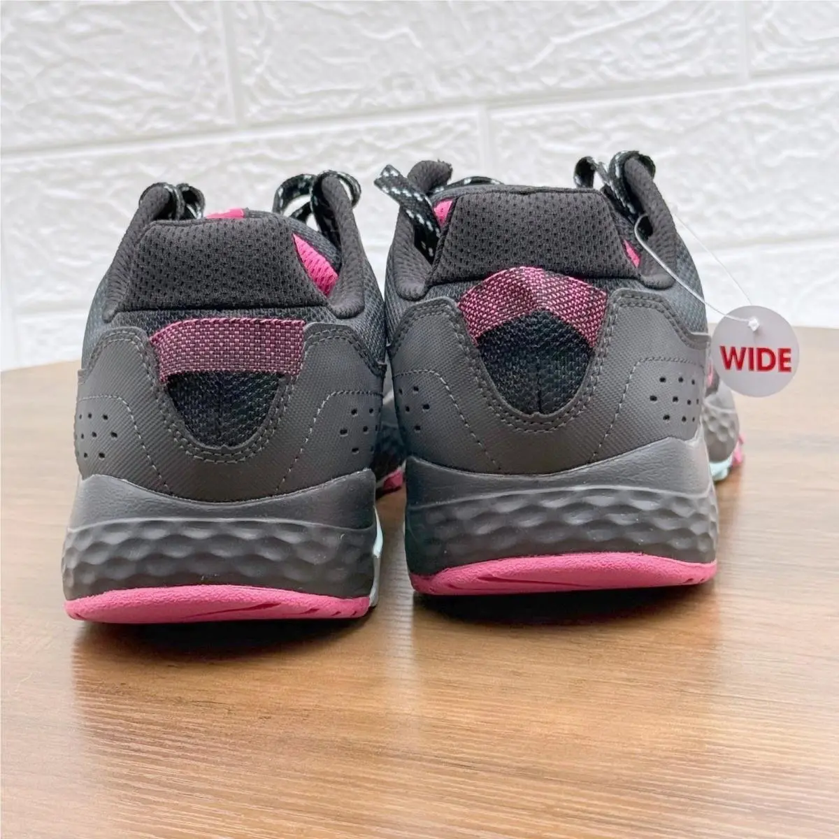 New Balance shoes - New Balance 410v8 - Black 6