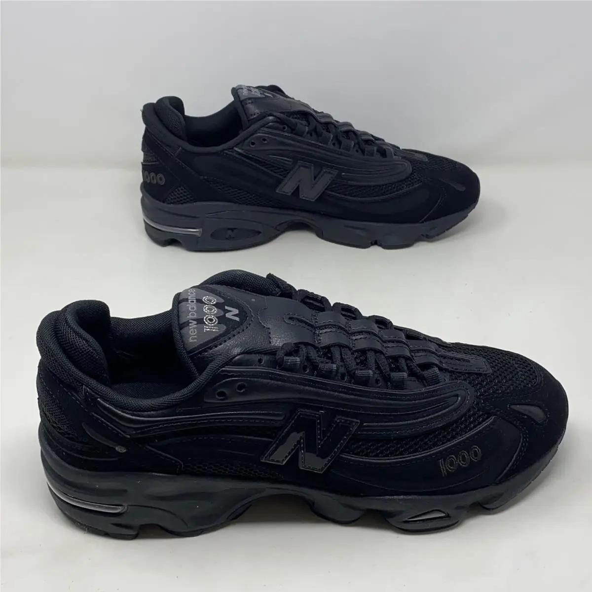 1000 M1000B Triple Black/cement Men’s 10 D by New Balance