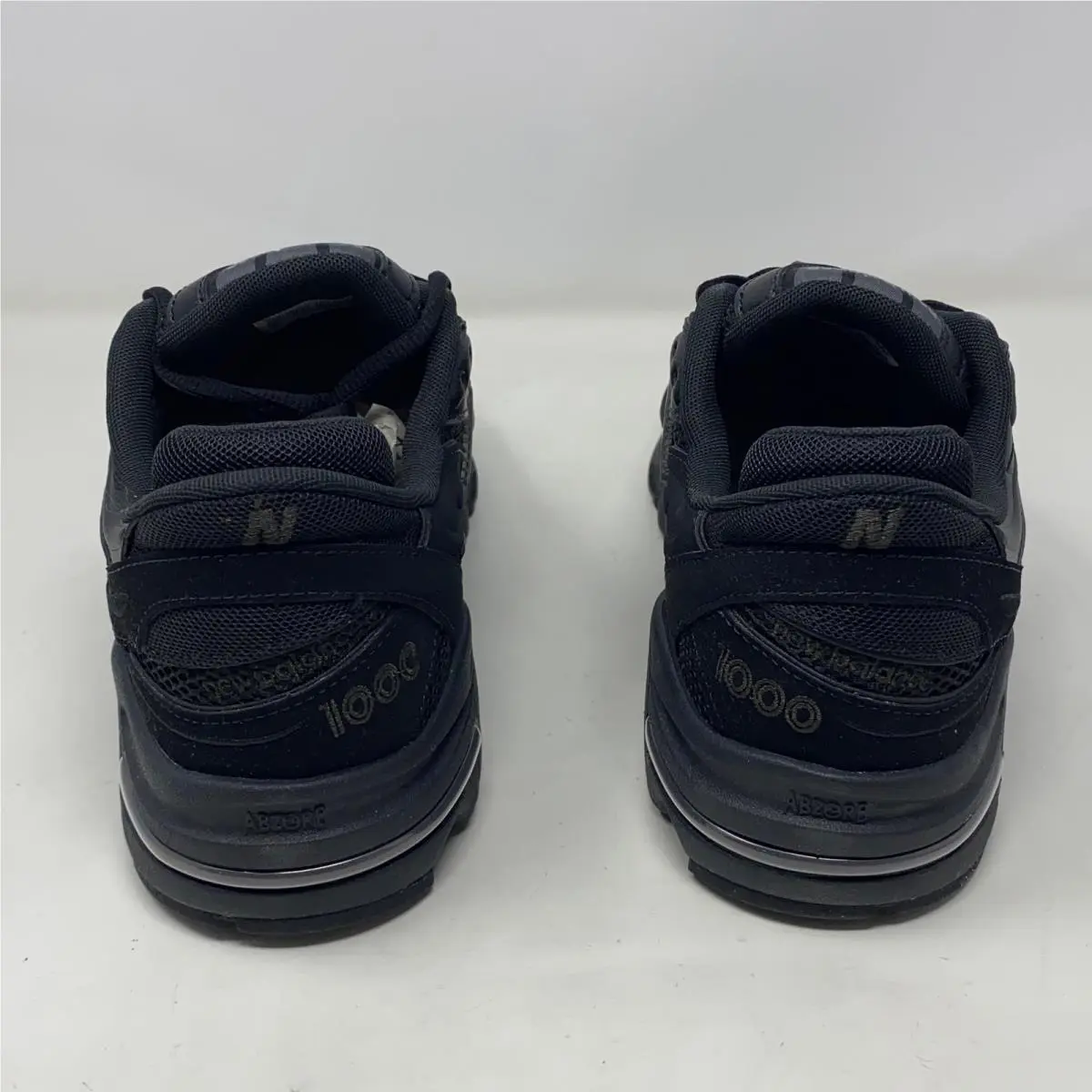 New Balance shoes - Black (UPC: 198686306582) 1