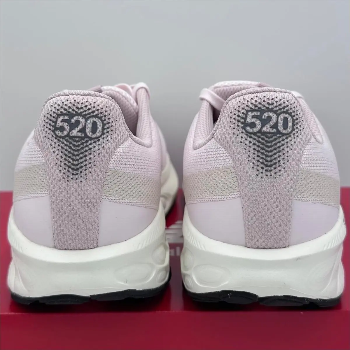 New Balance shoes - New Balance 520 - Pink 3