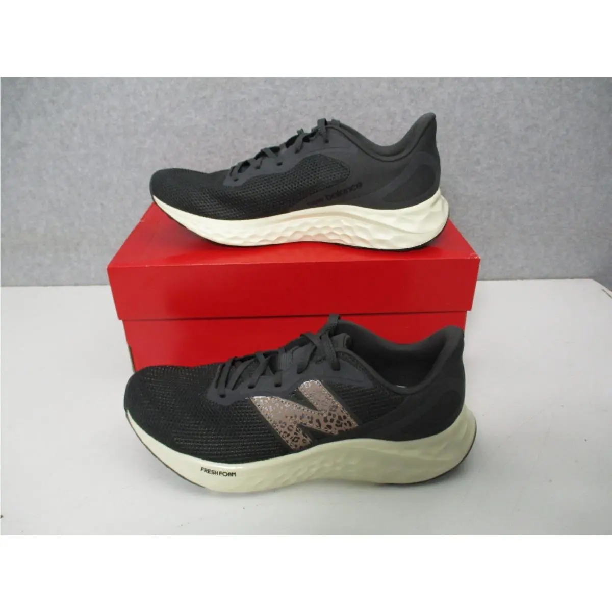New Balance shoes - New Balance Fresh Foam Arishi v4 - Black 0