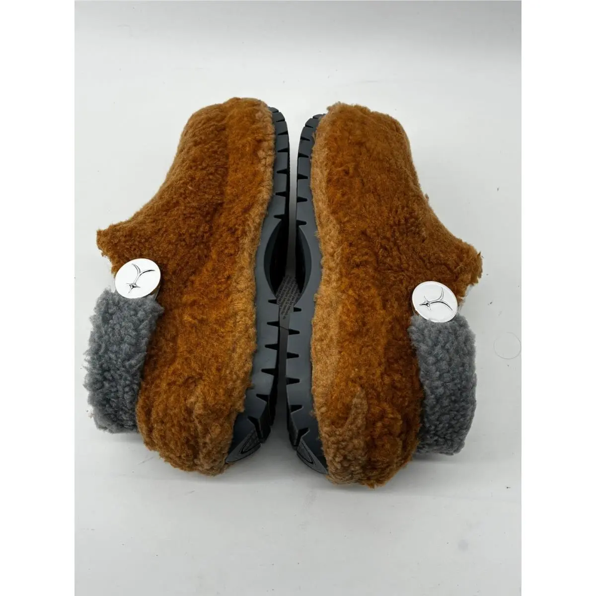 Crocs shoes - Classic Lined Neo Puff Clog - Brown 3