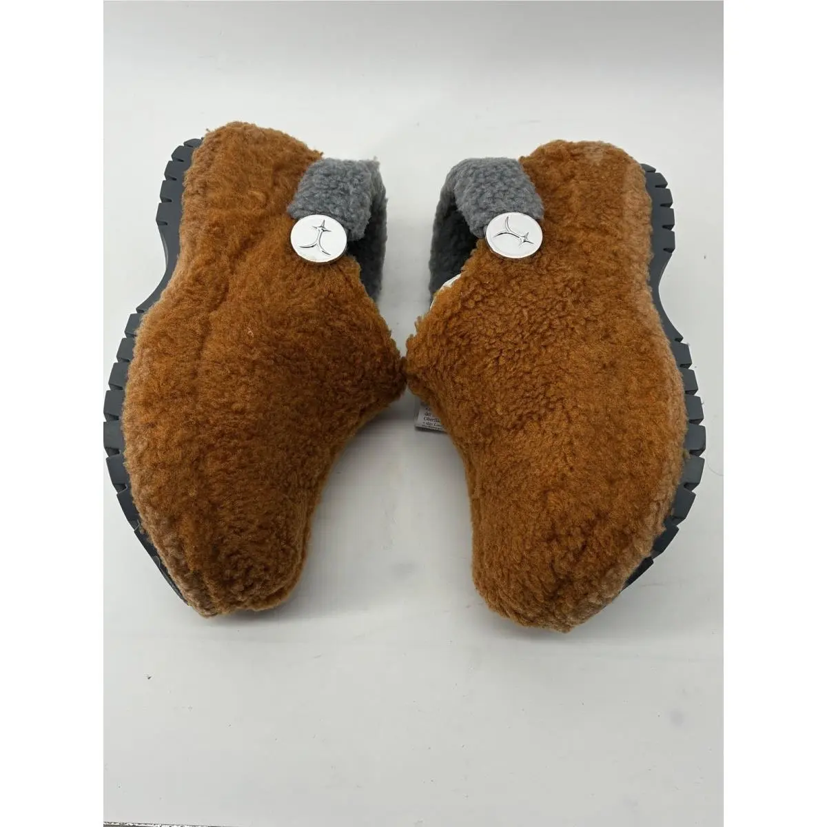 Crocs shoes - Classic Lined Neo Puff Clog - Brown 4