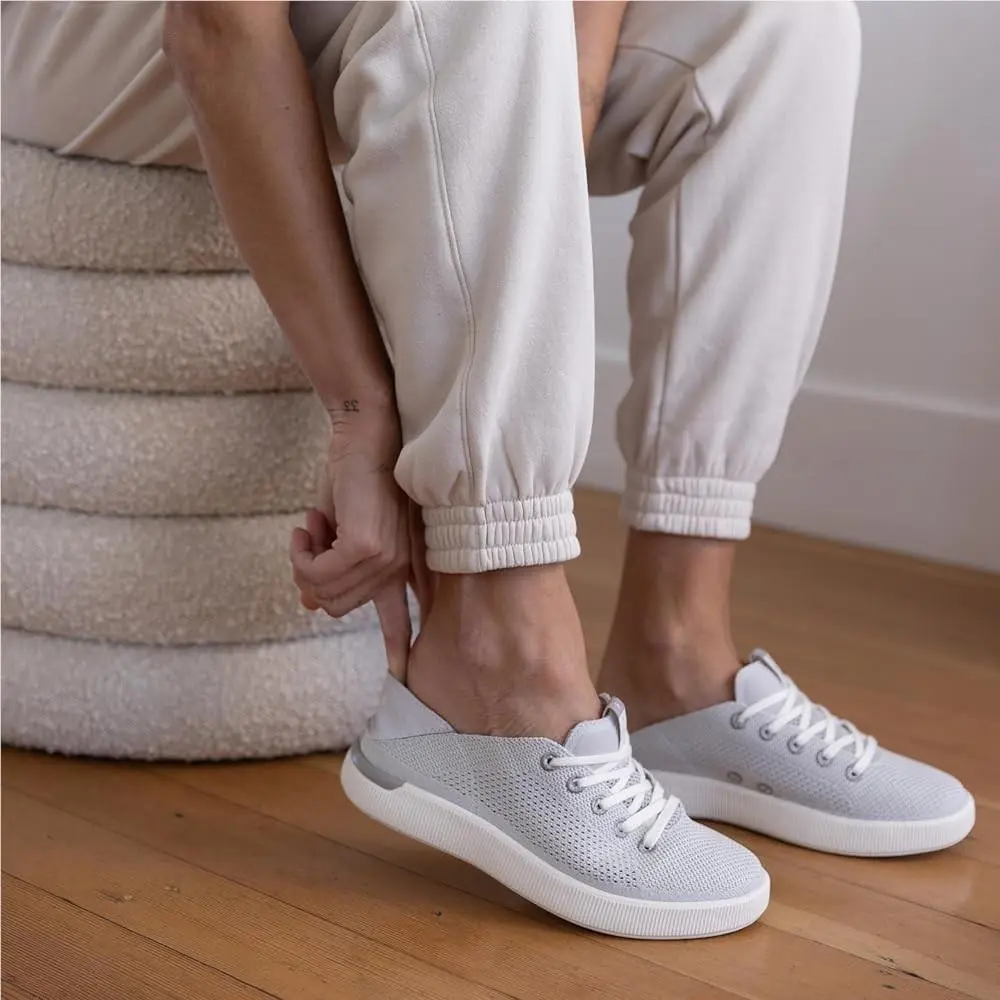 Reef shoes - Grey (UPC: 196985560841) 1