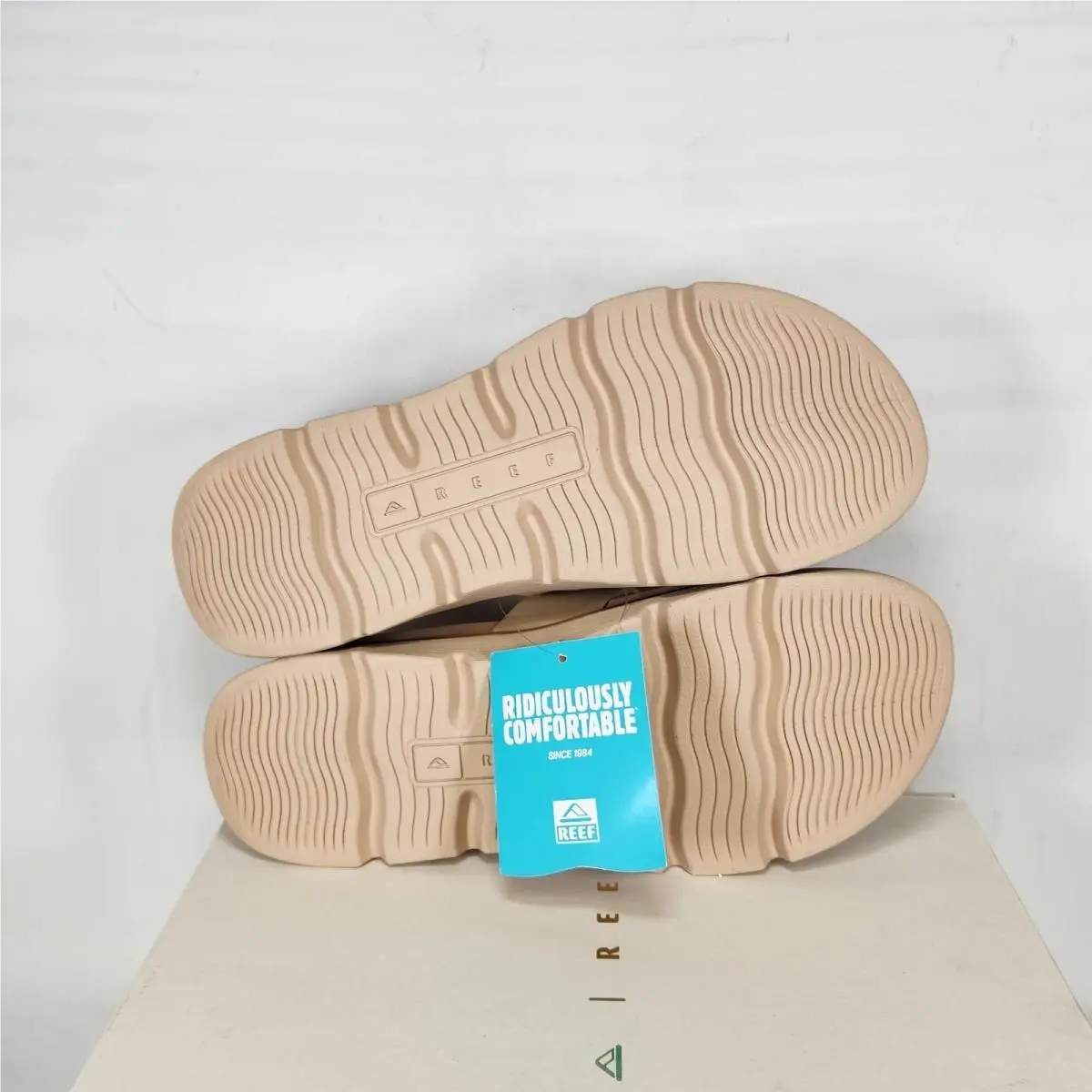 Reef shoes - Ivory 3