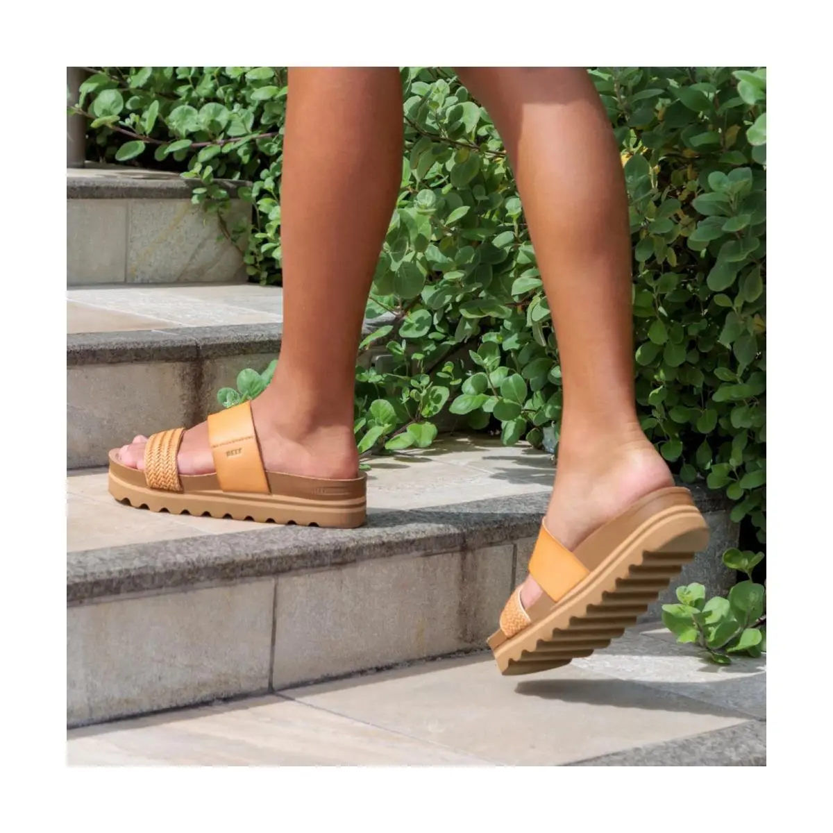 Reef shoes - Natural Braid (UPC: 195333716763) 0