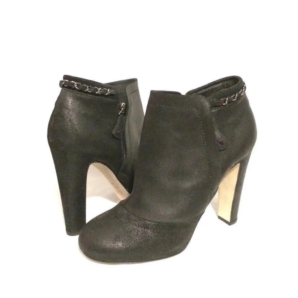 Chanel Waxed Leather Chain Side Zip Short Ankle Boots Shoes Black