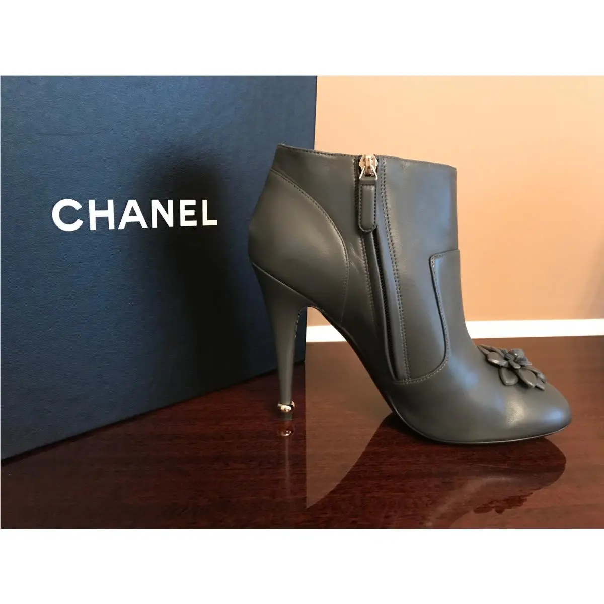 Chanel shoes - CHANEL Camellia - Camellia - Gray 1