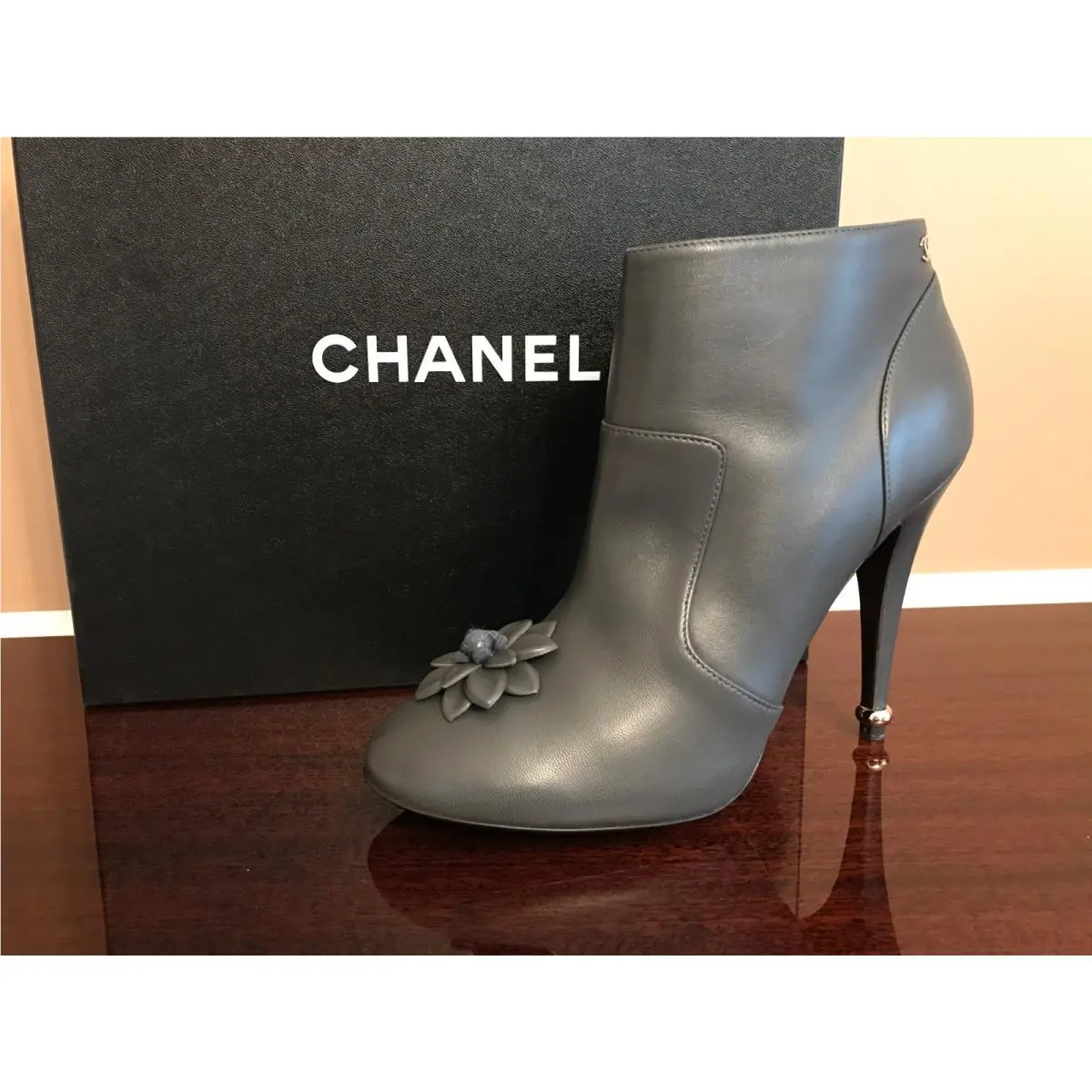 Chanel shoes - CHANEL Camellia - Camellia - Gray 10