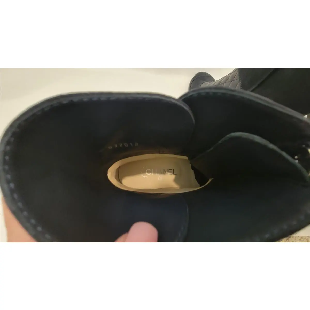 Chanel shoes - Chanel bootie - bootie - Black 4