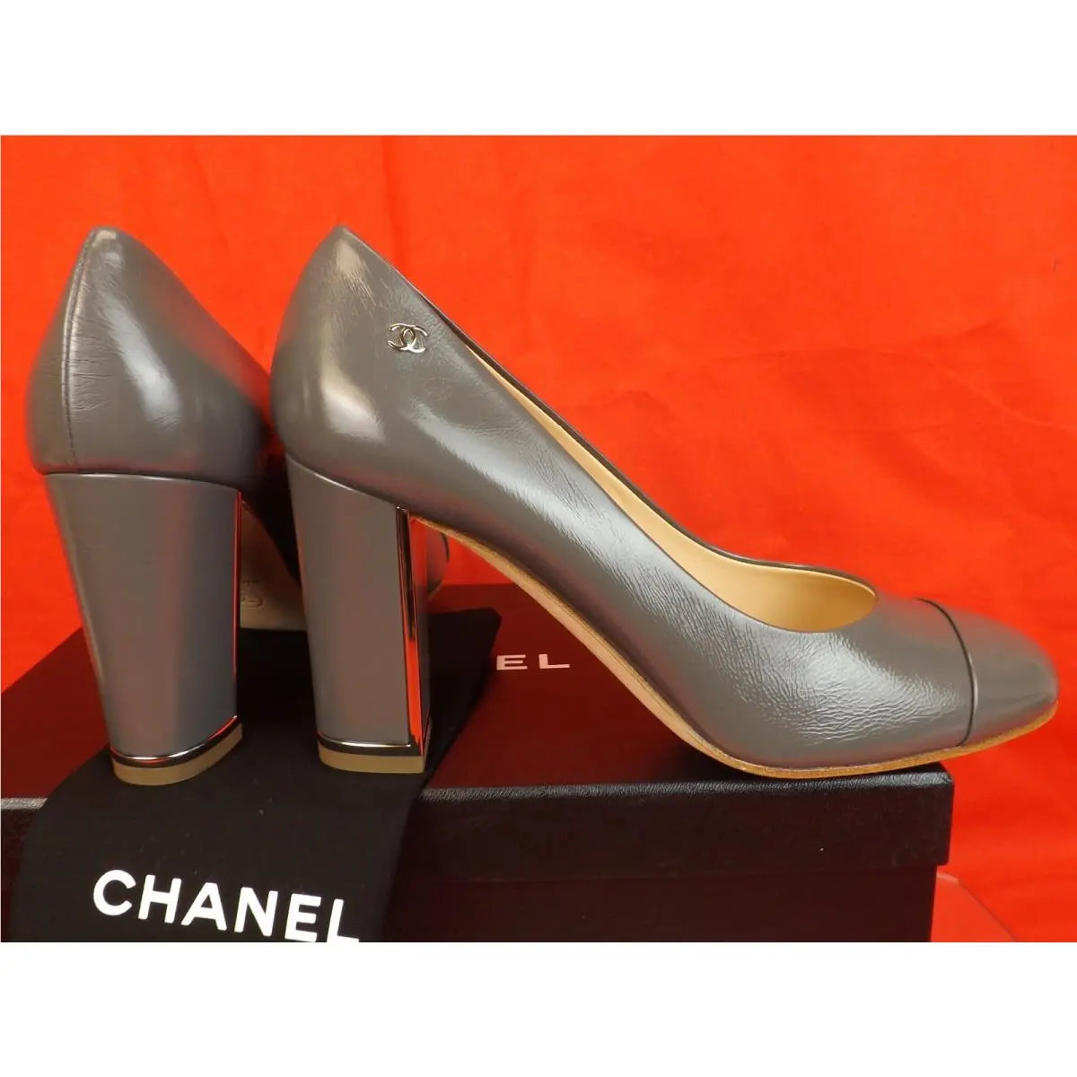 Chanel shoes - CHANEL G31655 - Light Gray/Silver (UPC: 3572639724390) 4